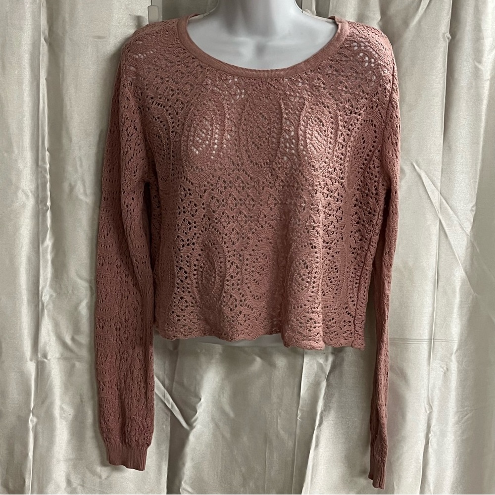 American rag cropped long sleeve sweater size large (NWT)